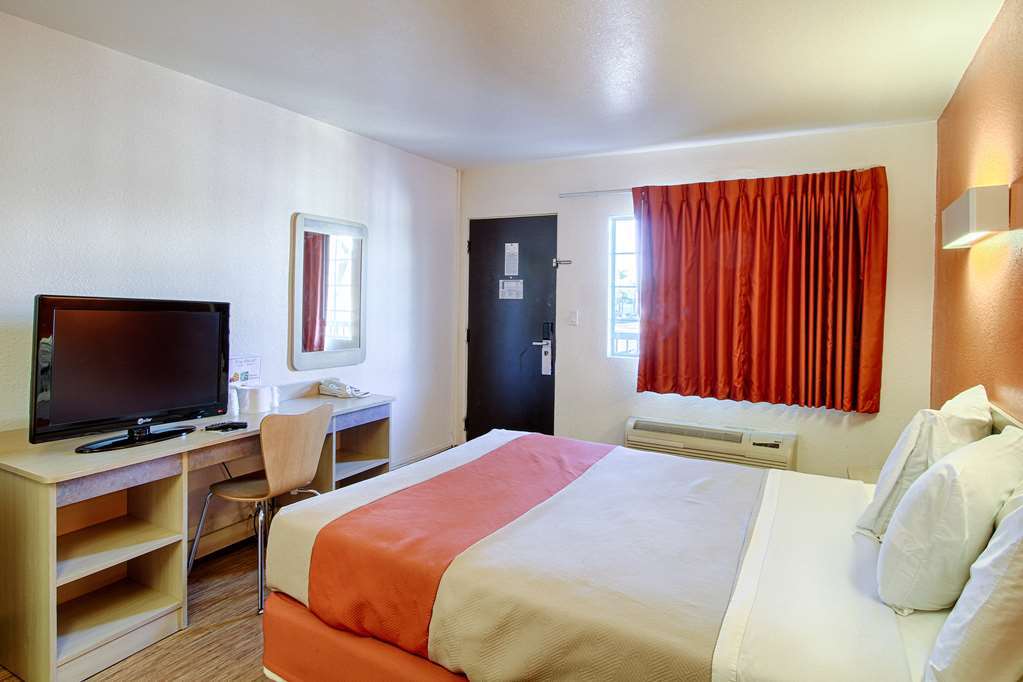 Motel 6 San Diego, Ca Airport Harbor Номер фото